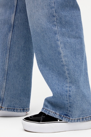 monki jeans size guide